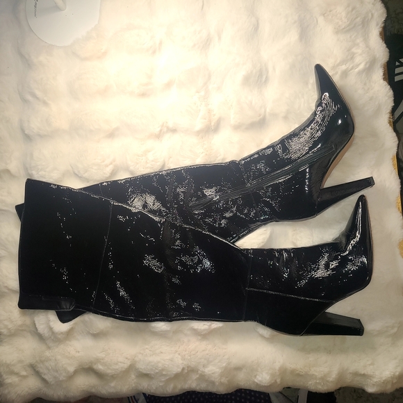 Vince Camuto Black Over the Knee Boots with High Heel and Glossy Finish - Picture 2 of 10